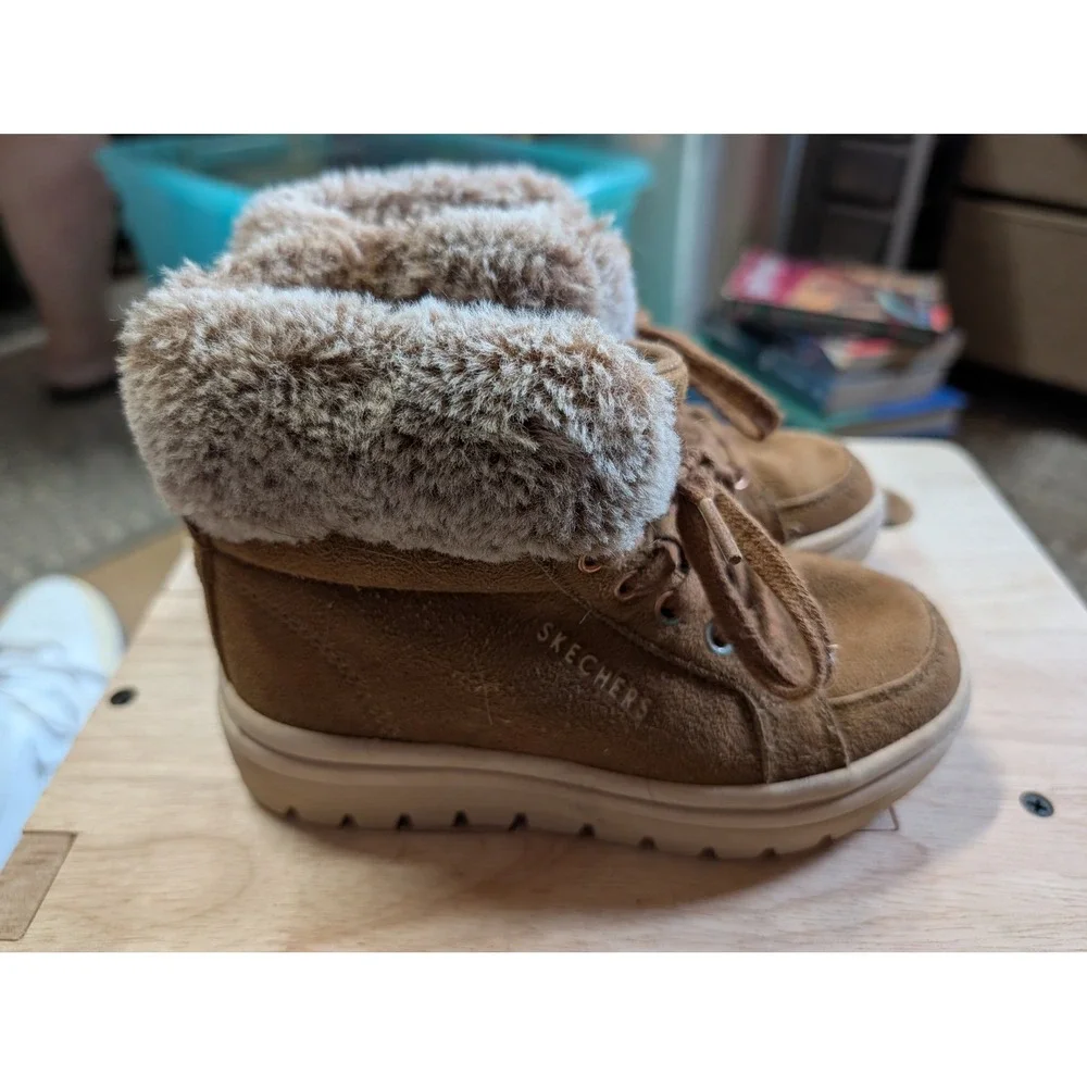 Skechers Kids Tan Faux Suede Faux Fur Trim Lace Up High Top Sneaker Boots 12345